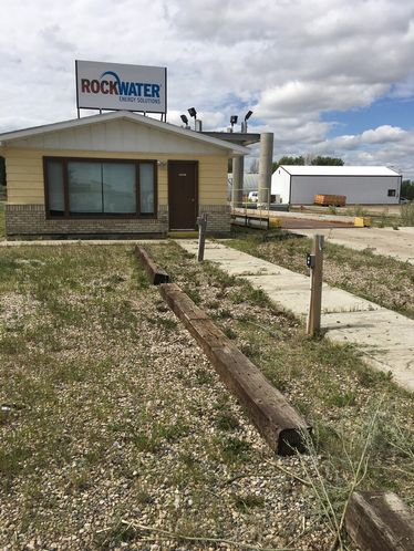 +/- 6 acres with Rail Access : 1280 18th St SW, Minot, ND 58701
